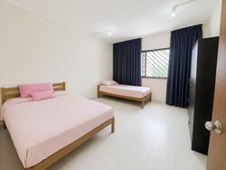 Blk 142 Serangoon North Avenue 1 (Serangoon), HDB Executive #556990011